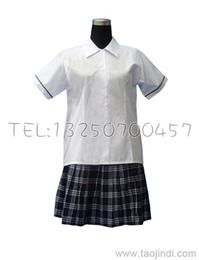 定做校服供應全攻略 批發(fā)、價格與優(yōu)質(zhì)產(chǎn)品一站式指南